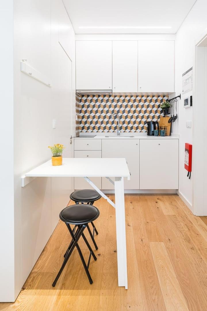 Guestready - Contemporary Studio In Porto Luaran gambar