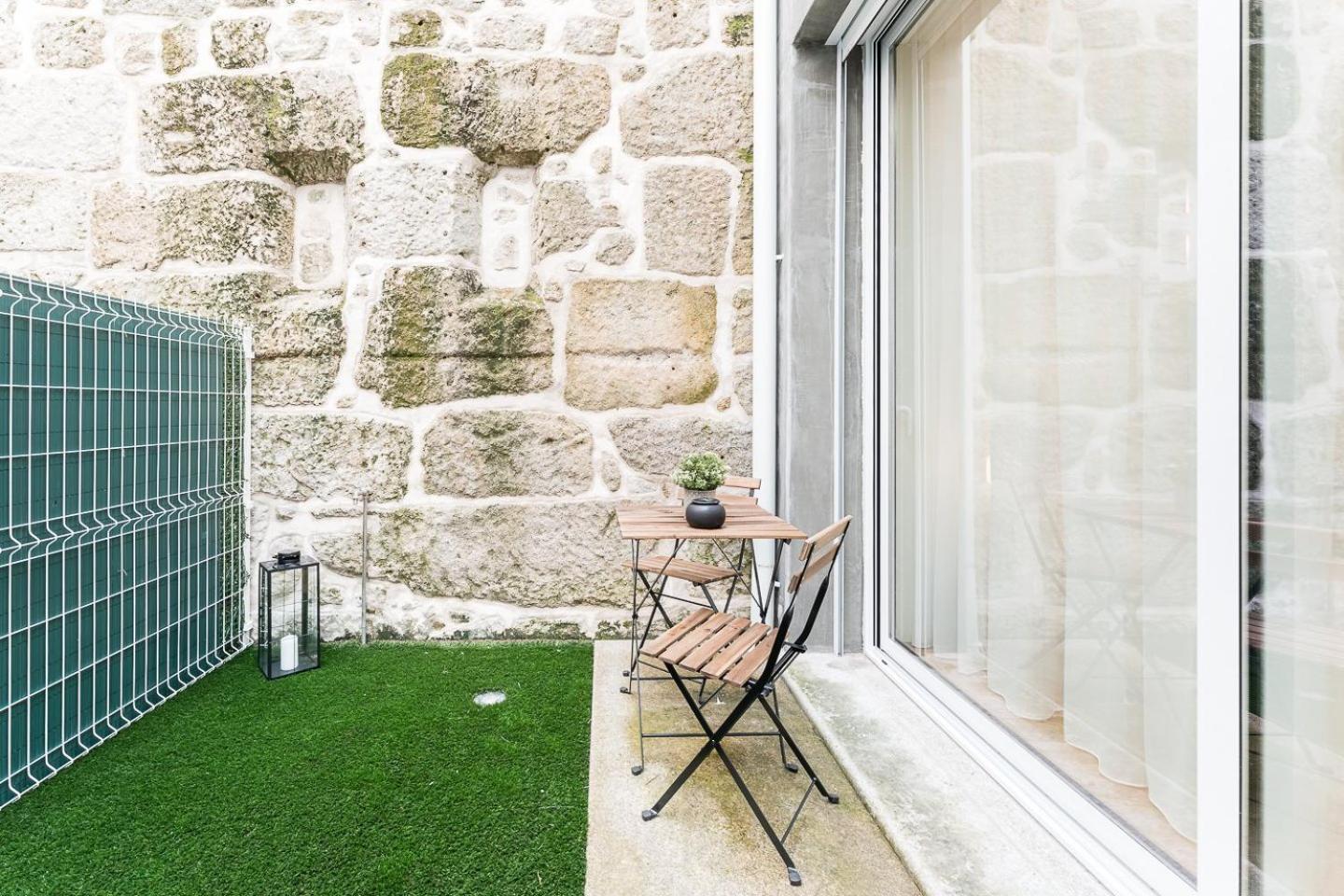 Guestready - Contemporary Studio In Porto Luaran gambar