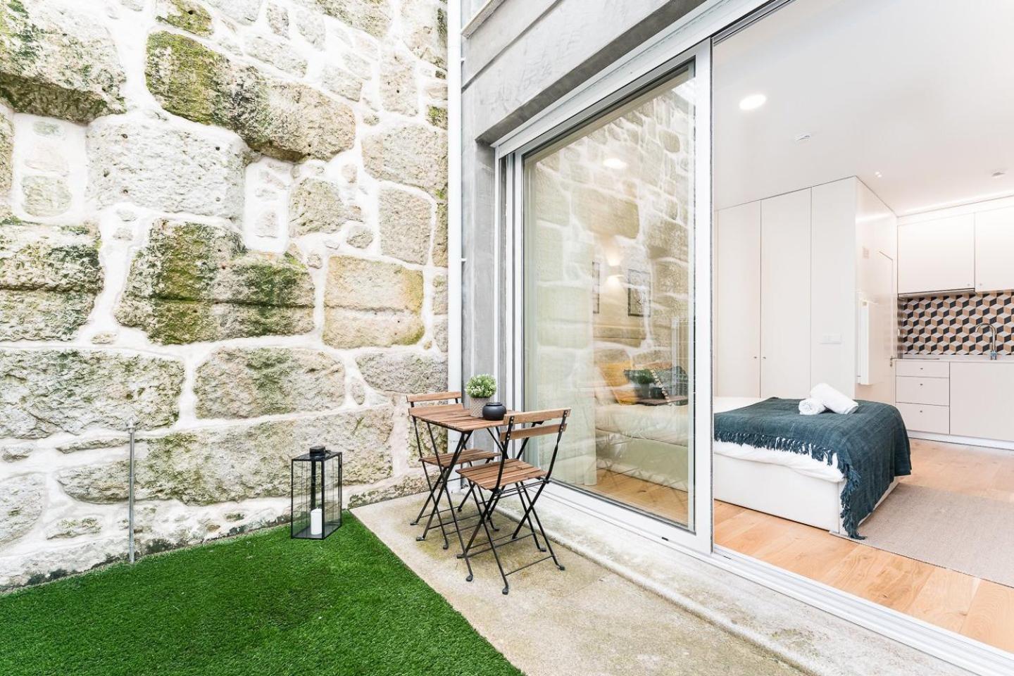 Guestready - Contemporary Studio In Porto Luaran gambar