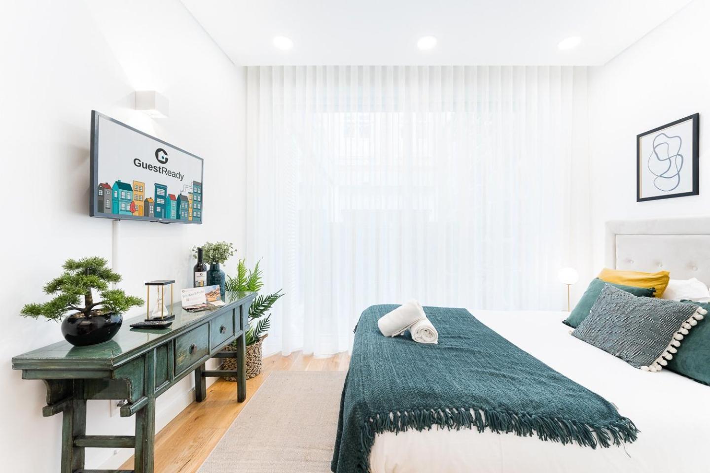 Guestready - Contemporary Studio In Porto Luaran gambar